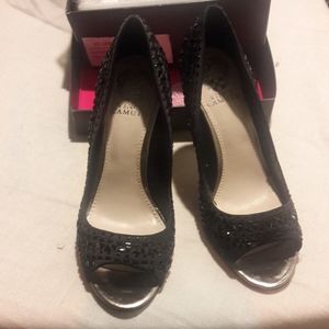 Open toe heel pump never worn in box